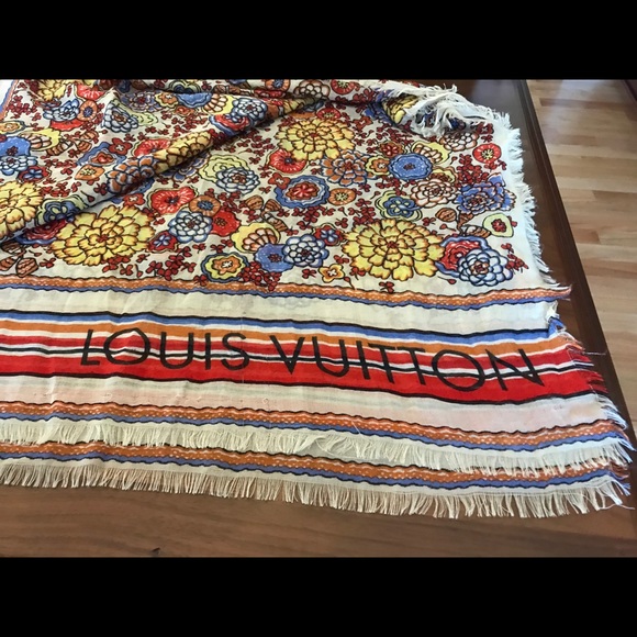 Louis Vuitton shawl - Picture 6 of 7